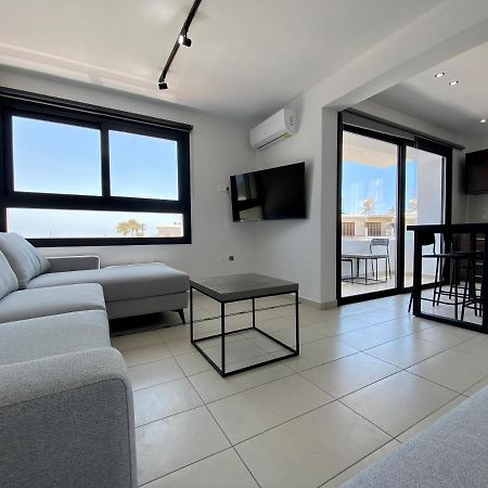 Sea La Vie #1 - Luxury Seaview Apartment Paphos Esterno foto