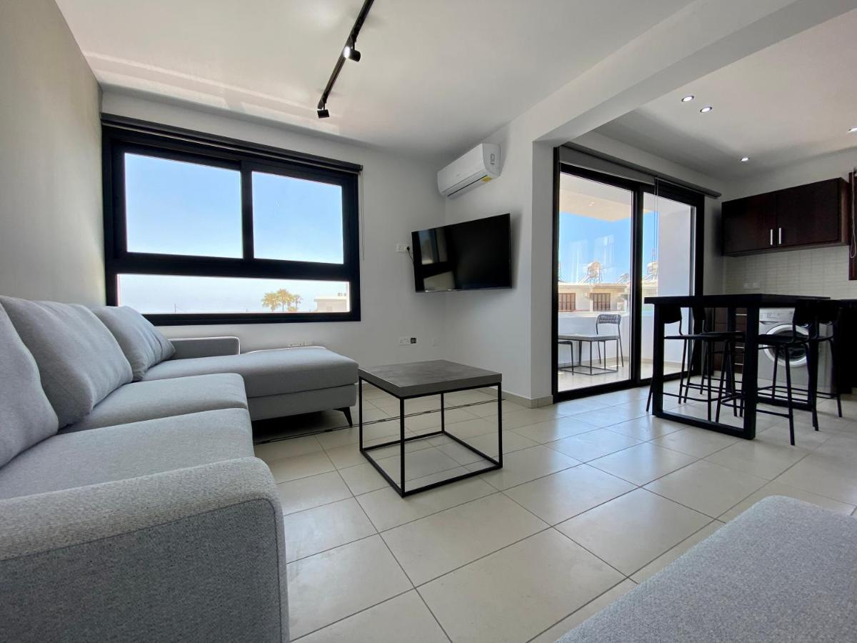 Sea La Vie #1 - Luxury Seaview Apartment Paphos Esterno foto