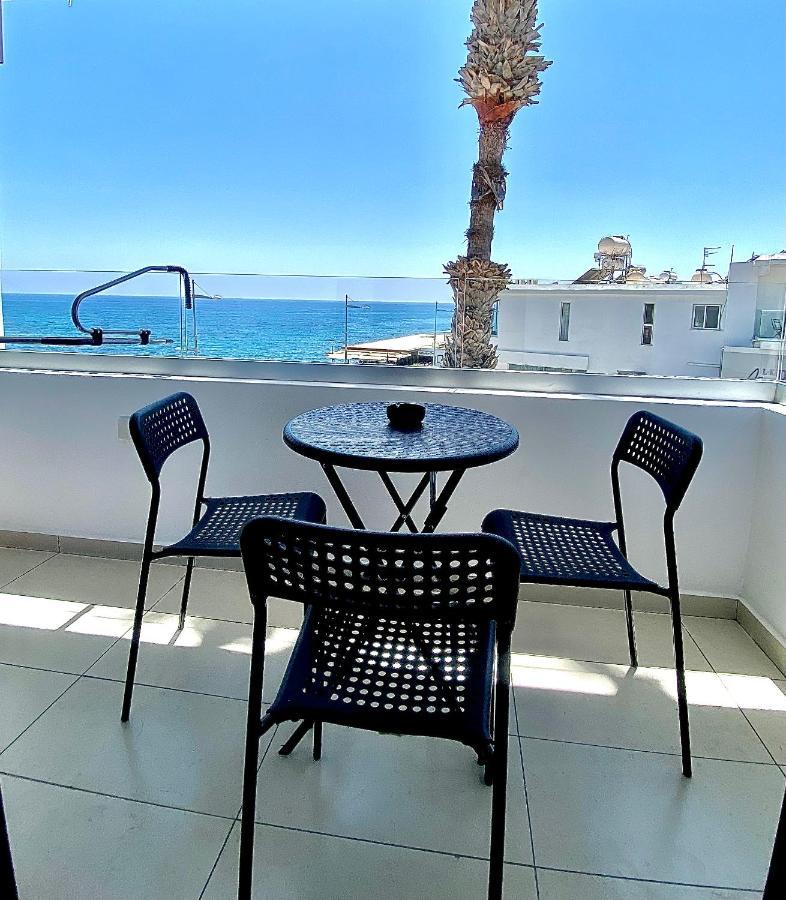Sea La Vie #1 - Luxury Seaview Apartment Paphos Esterno foto